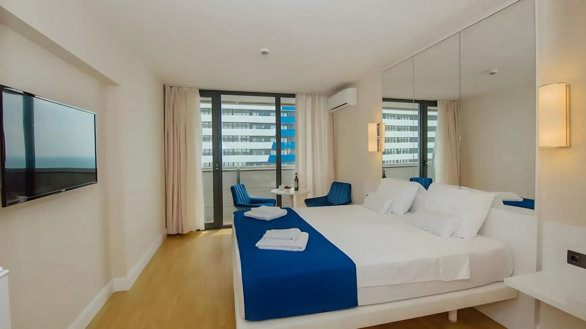 Orbi City Center Suite Batumi Apartament