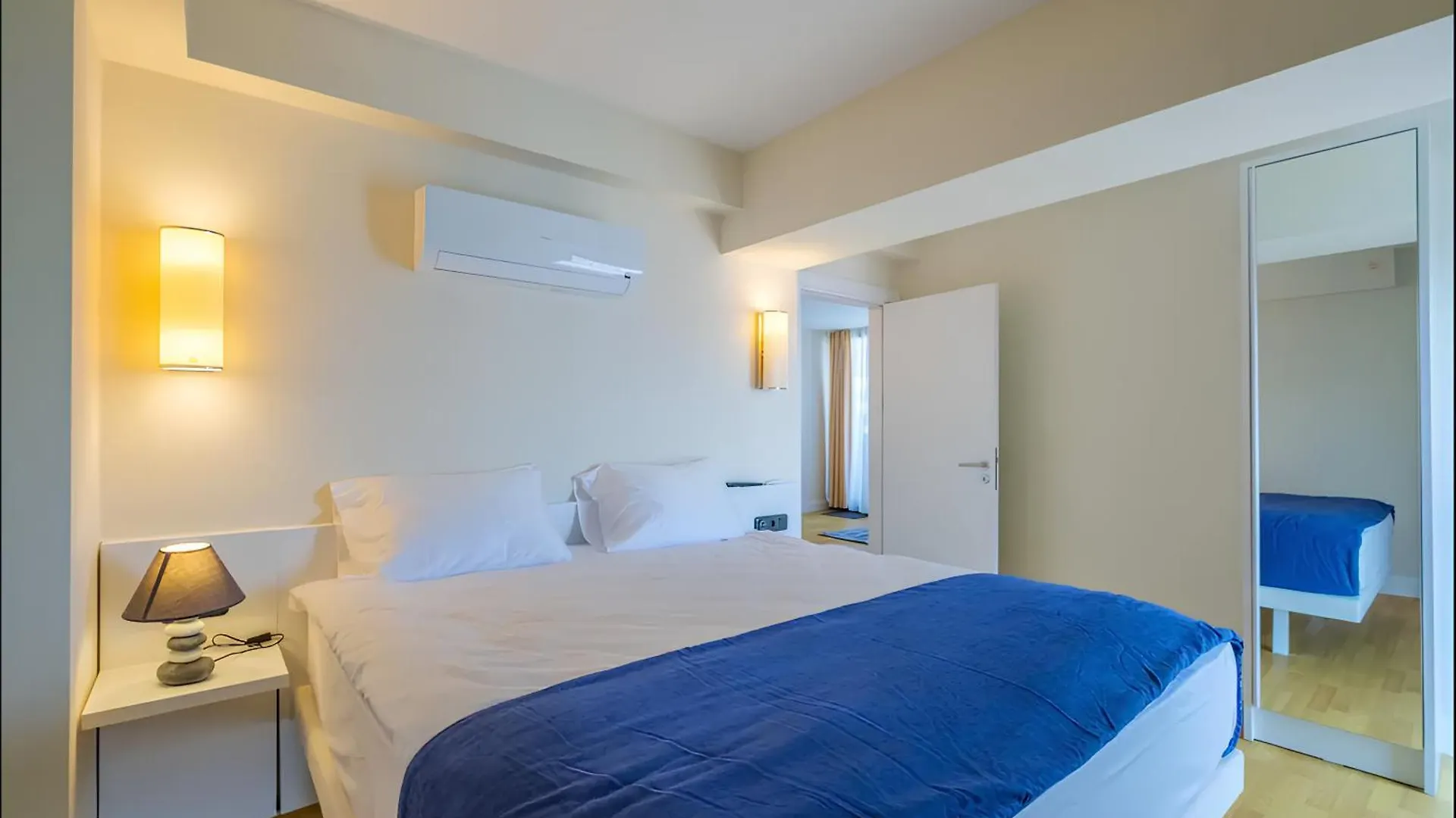 Orbi City Center Suite Batumi 0*,