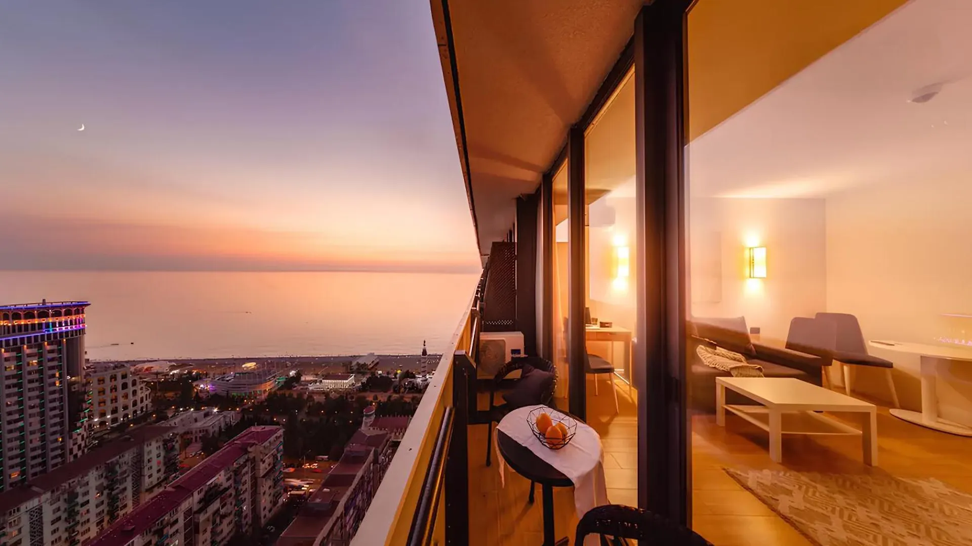 Orbi City Center Suite Batumi 0*,